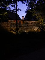 Beleuchtung der Stadtmauer im Zollergarten.